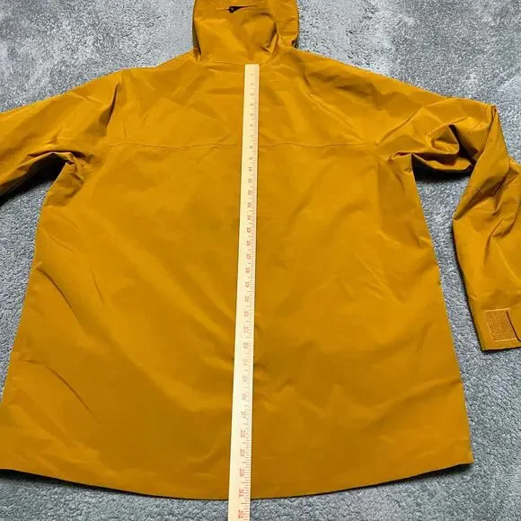 REI Coop Rain Coat Mens XL Goretex Long Vented Hooded Yellow Jacket Hiking Gorp